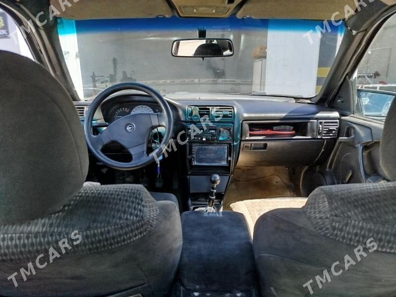 Opel Vectra 1990 - 25 000 TMT - Мары - img 2