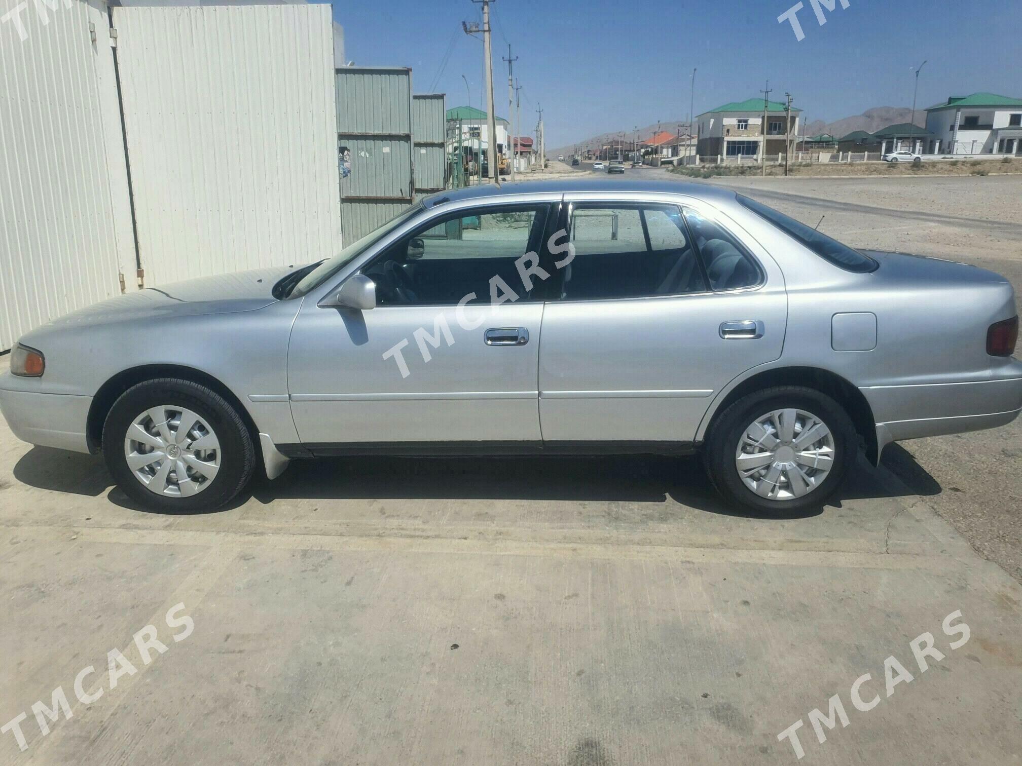 Toyota Camry 1995 - 100 000 TMT - Balkanabat - img 5