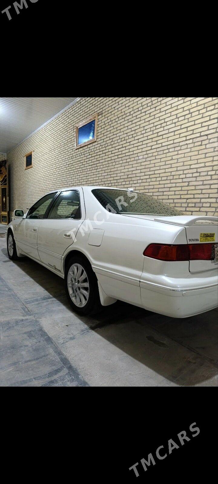 Toyota Camry 2000 - 180 000 TMT - Дянев - img 8