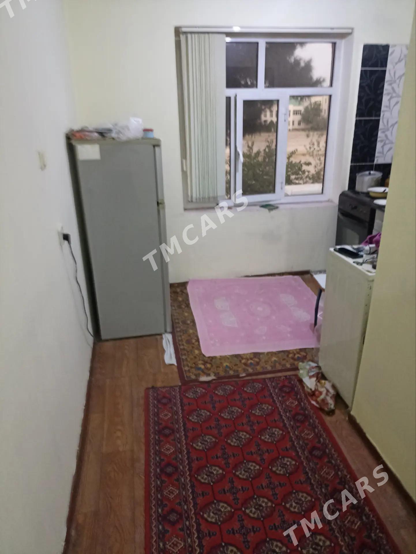 5mkr 2nji etaj 1komnat - Balkanabat - img 3