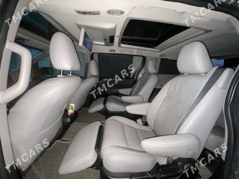 Toyota Sienna 2017 - 390 000 TMT - Туркменабат - img 2