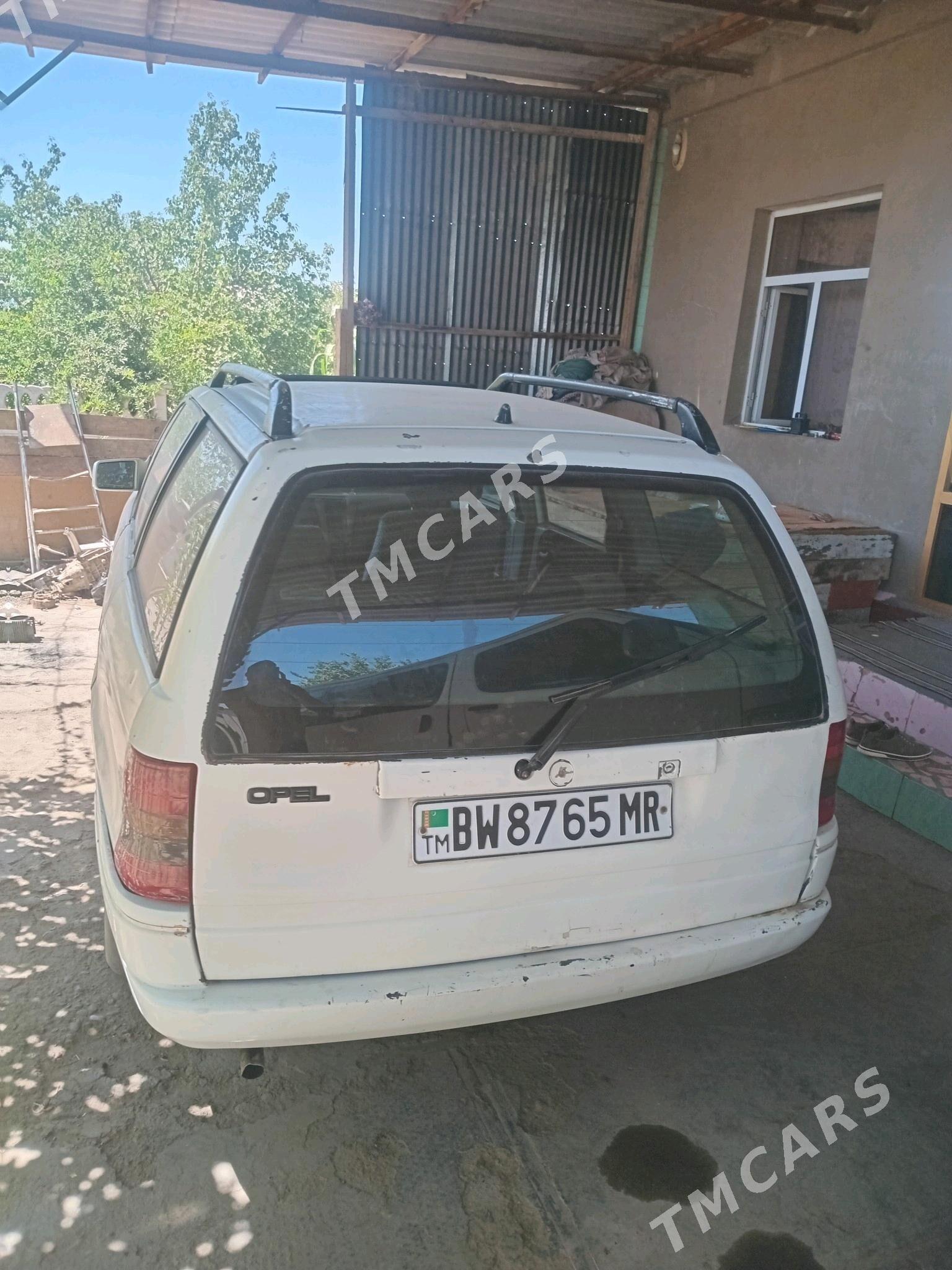 Opel Astra 1992 - 23 000 TMT - Сакарчага - img 4