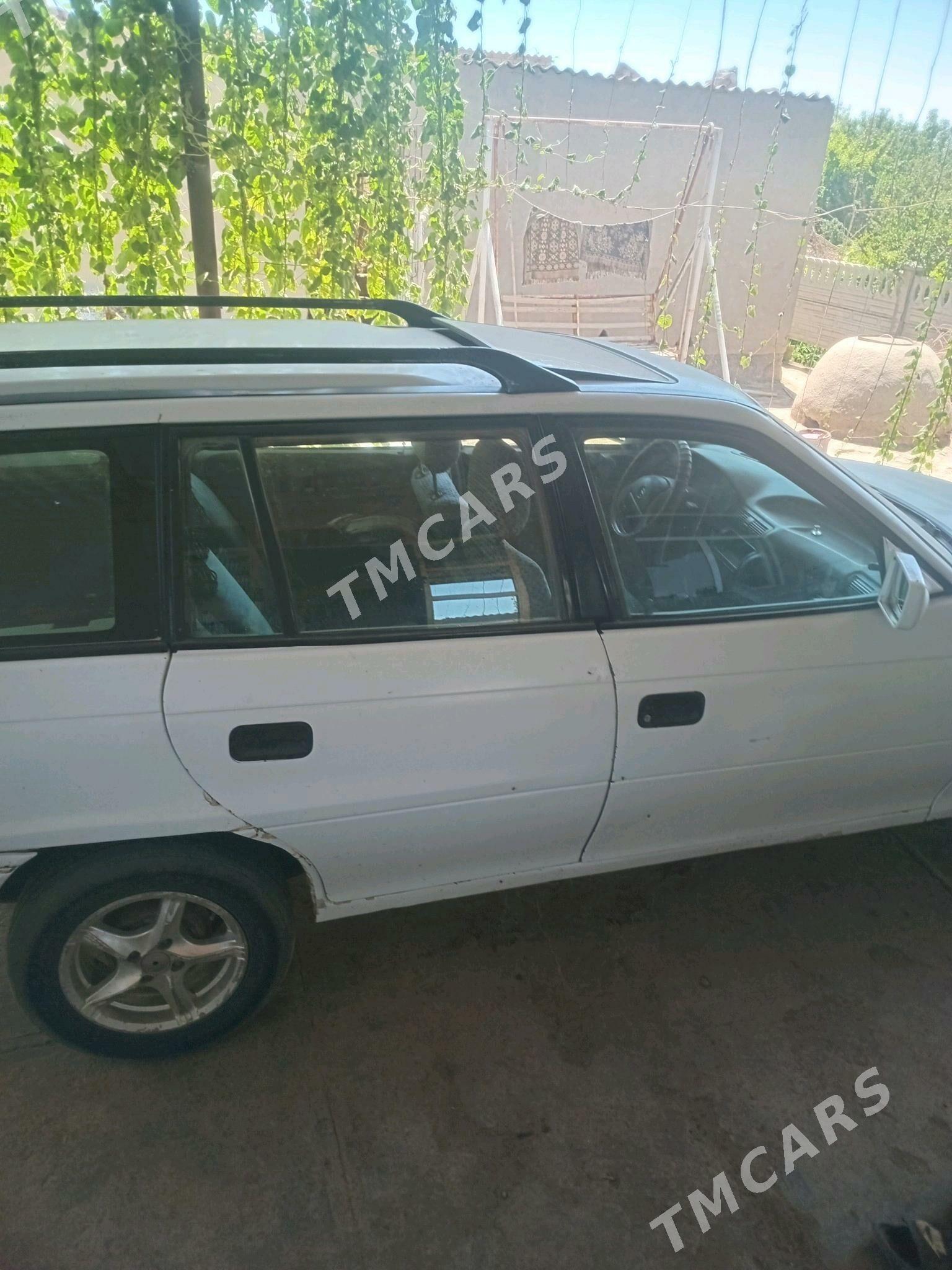 Opel Astra 1992 - 23 000 TMT - Сакарчага - img 3