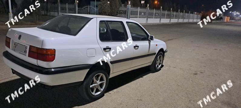 Volkswagen Golf 1994 - 25 000 TMT - Дашогуз - img 4