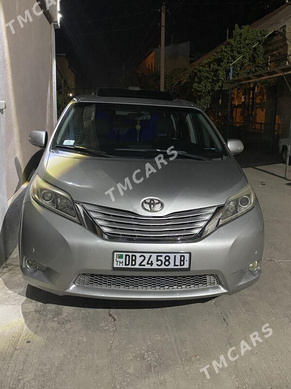 Toyota Sienna 2017 - 390 000 TMT - Туркменабат - img 8