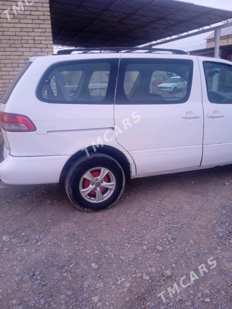 Toyota Sienna 2002 - 140 000 TMT - Kaka - img 6