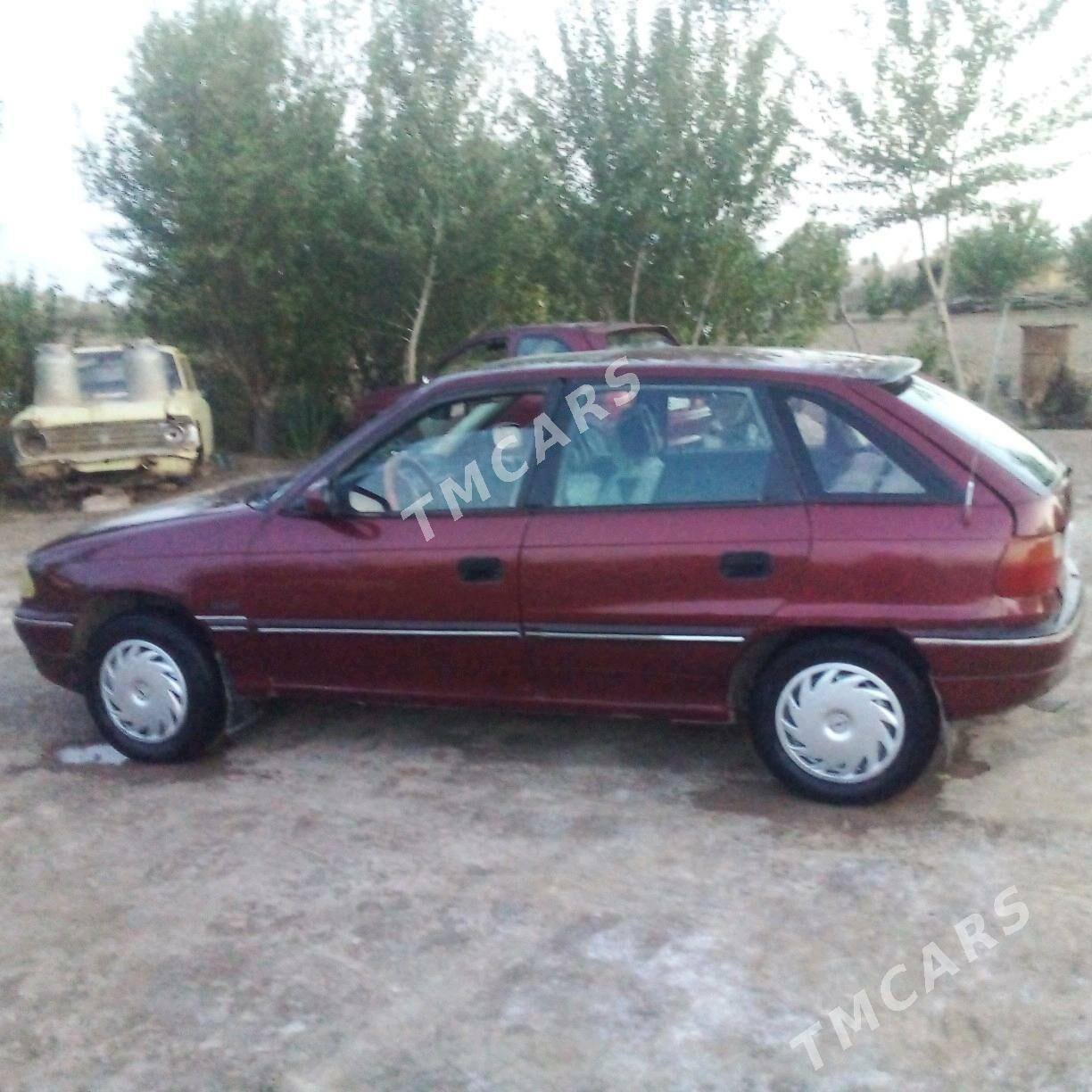 Opel Astra 1993 - 35 000 TMT - етр. Туркменбаши - img 2