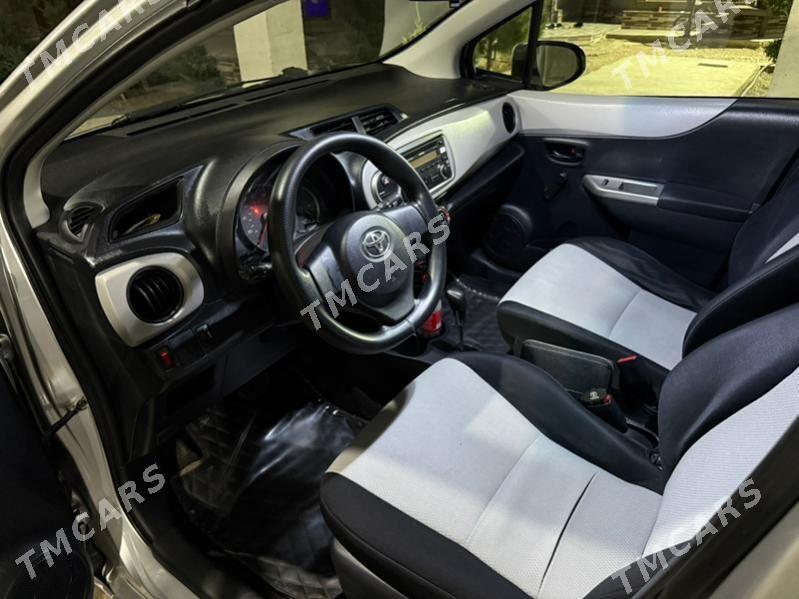 Toyota Yaris 2012 - 135 000 TMT - Балканабат - img 3