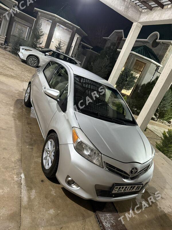 Toyota Yaris 2012 - 135 000 TMT - Балканабат - img 7