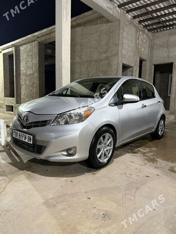 Toyota Yaris 2012 - 135 000 TMT - Балканабат - img 8