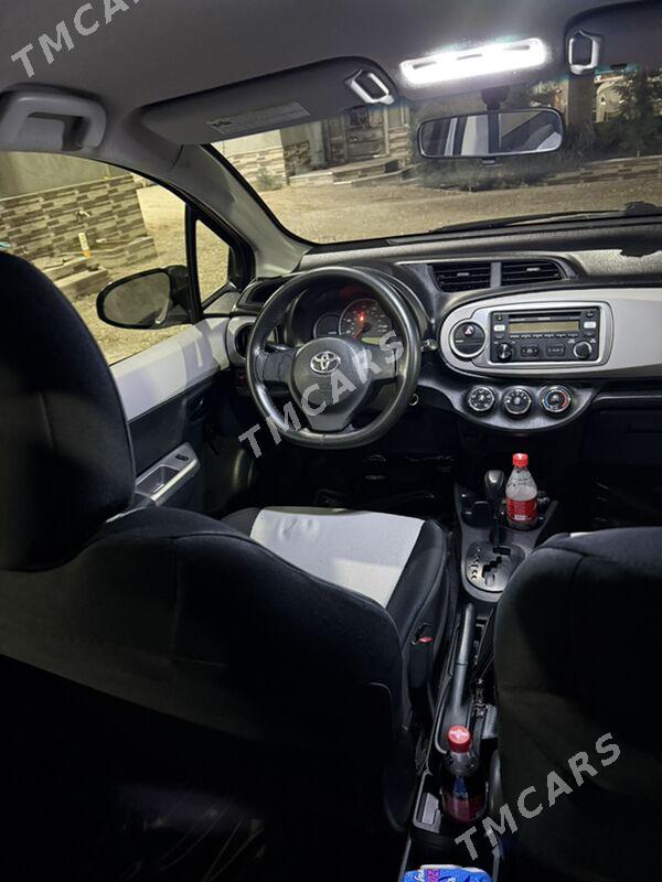Toyota Yaris 2012 - 135 000 TMT - Балканабат - img 6