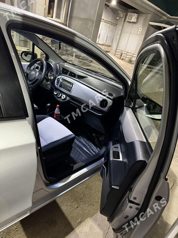 Toyota Yaris 2012 - 135 000 TMT - Балканабат - img 5