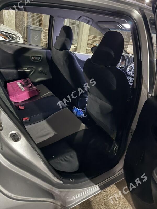 Toyota Yaris 2012 - 135 000 TMT - Балканабат - img 10