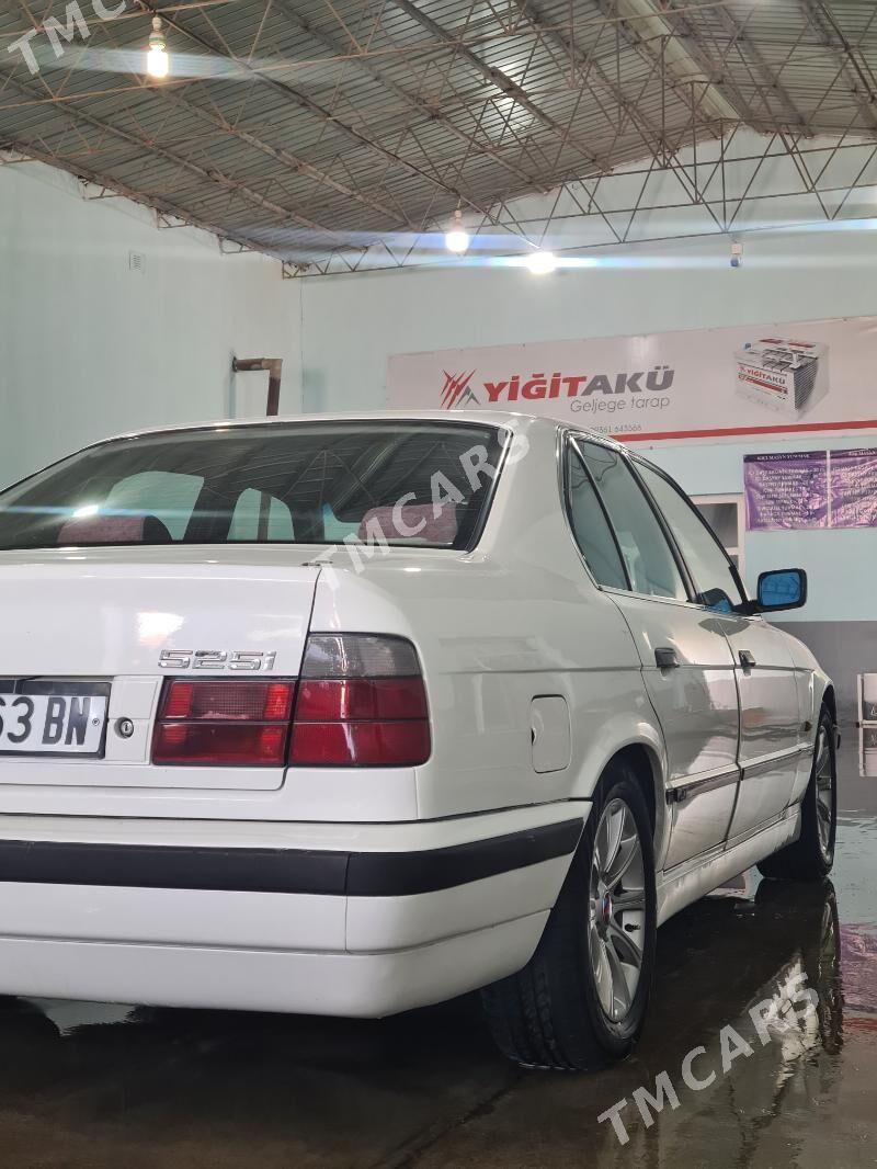 BMW 525 1991 - 75 000 TMT - Gyzylarbat - img 3