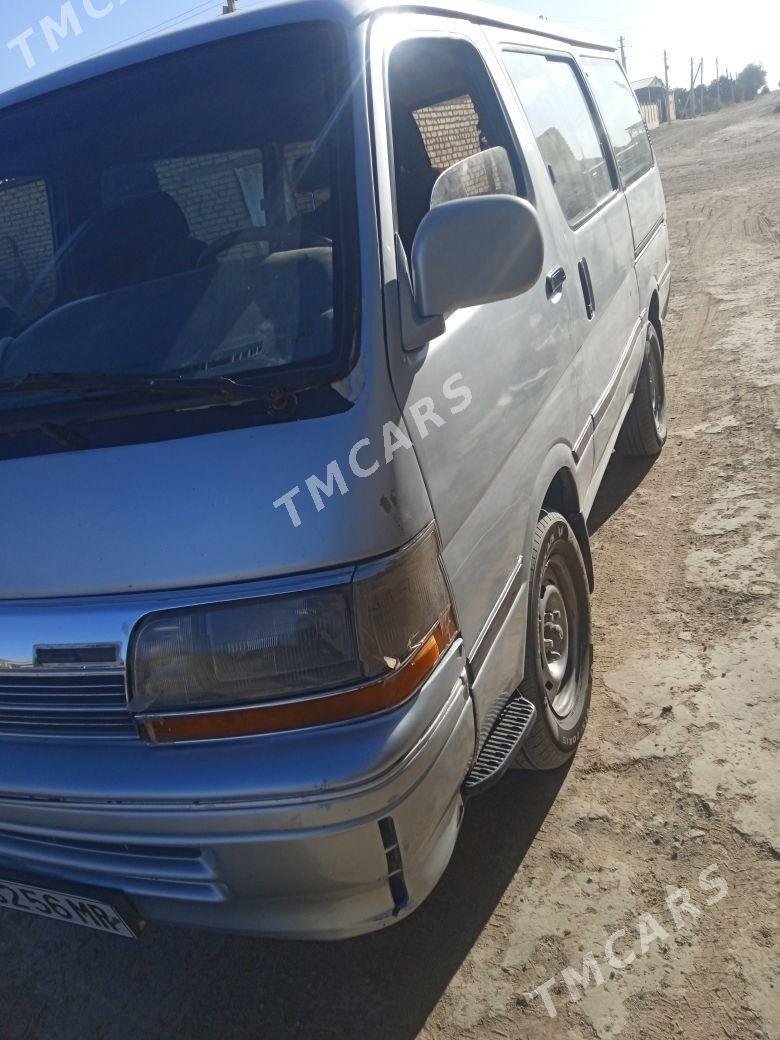 Toyota Hiace 1996 - 90 000 TMT - Сакарчага - img 5