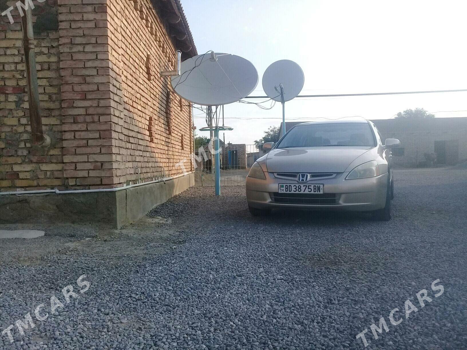 Honda Accord 2007 - 95 000 TMT - Берекет - img 5