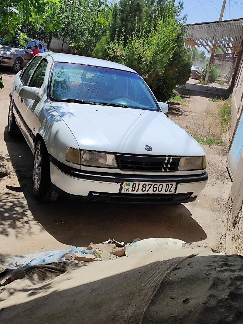 Opel Vectra 1989 - 25 000 TMT - Gubadag - img 6