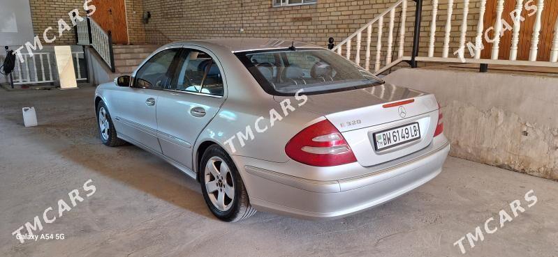 Mercedes-Benz E320 2004 - 140 000 TMT - Туркменабат - img 3