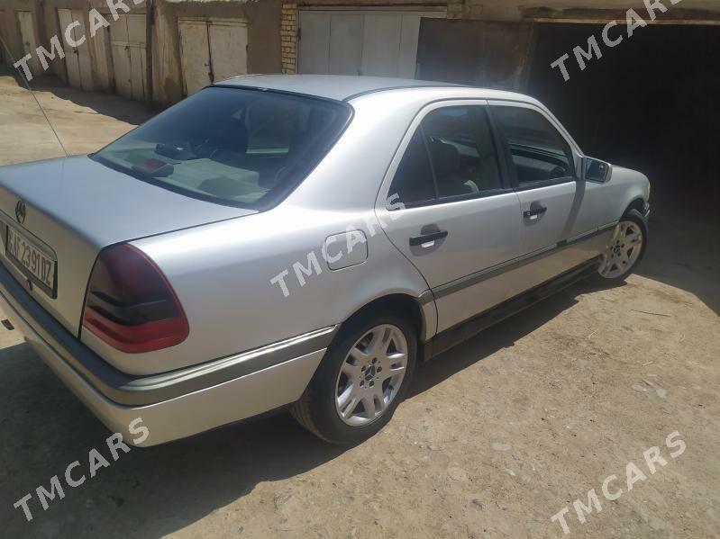 Mercedes-Benz C-Class 1996 - 38 000 TMT - Дашогуз - img 5