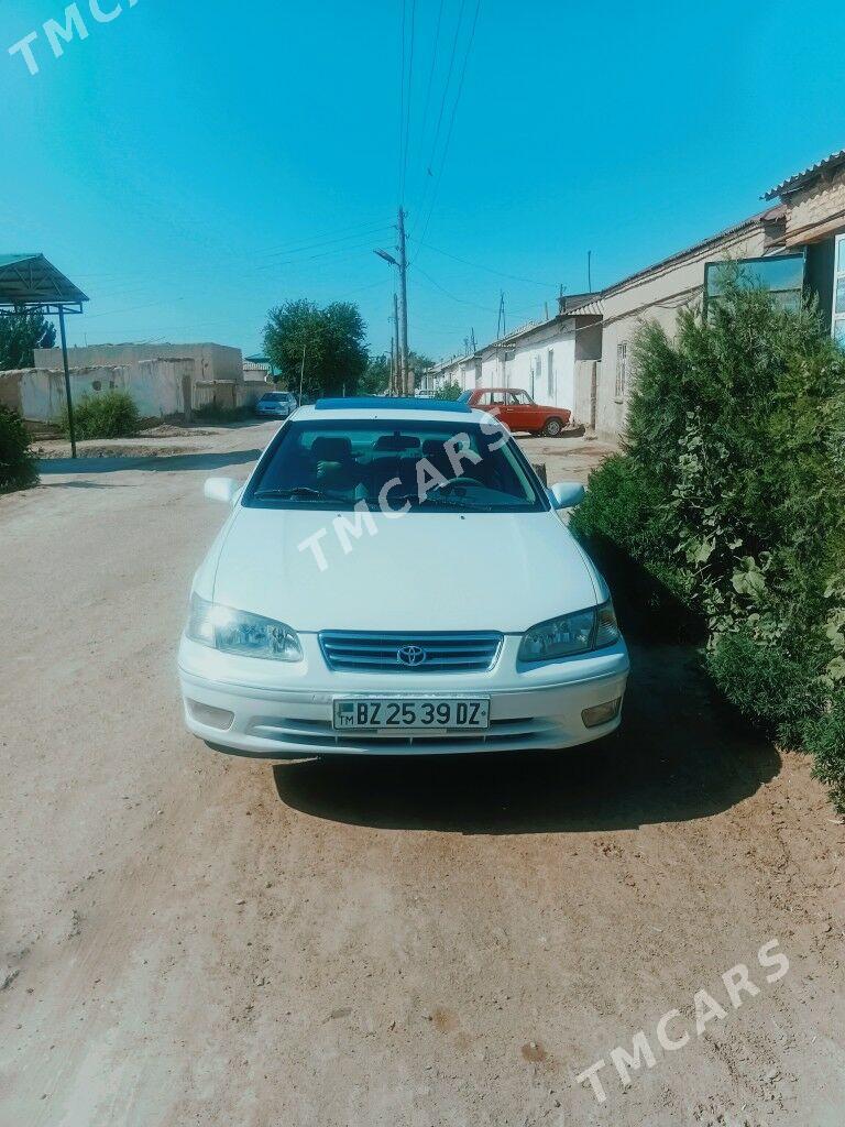 Toyota Camry 1999 - 136 000 TMT - Болдумсаз - img 3