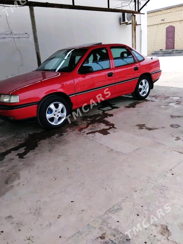 Opel Vectra 1989 - 40 000 TMT - Мары - img 2