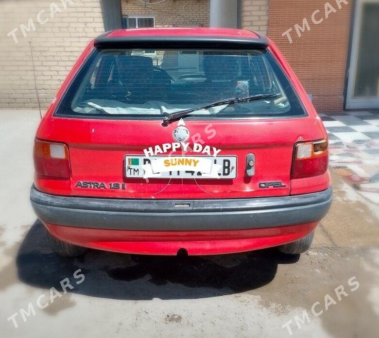 Opel Astra 1994 - 25 000 TMT - Дянев - img 3