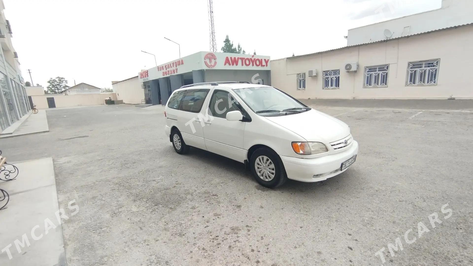 Toyota Sienna 2001 - 130 000 TMT - Мары - img 7