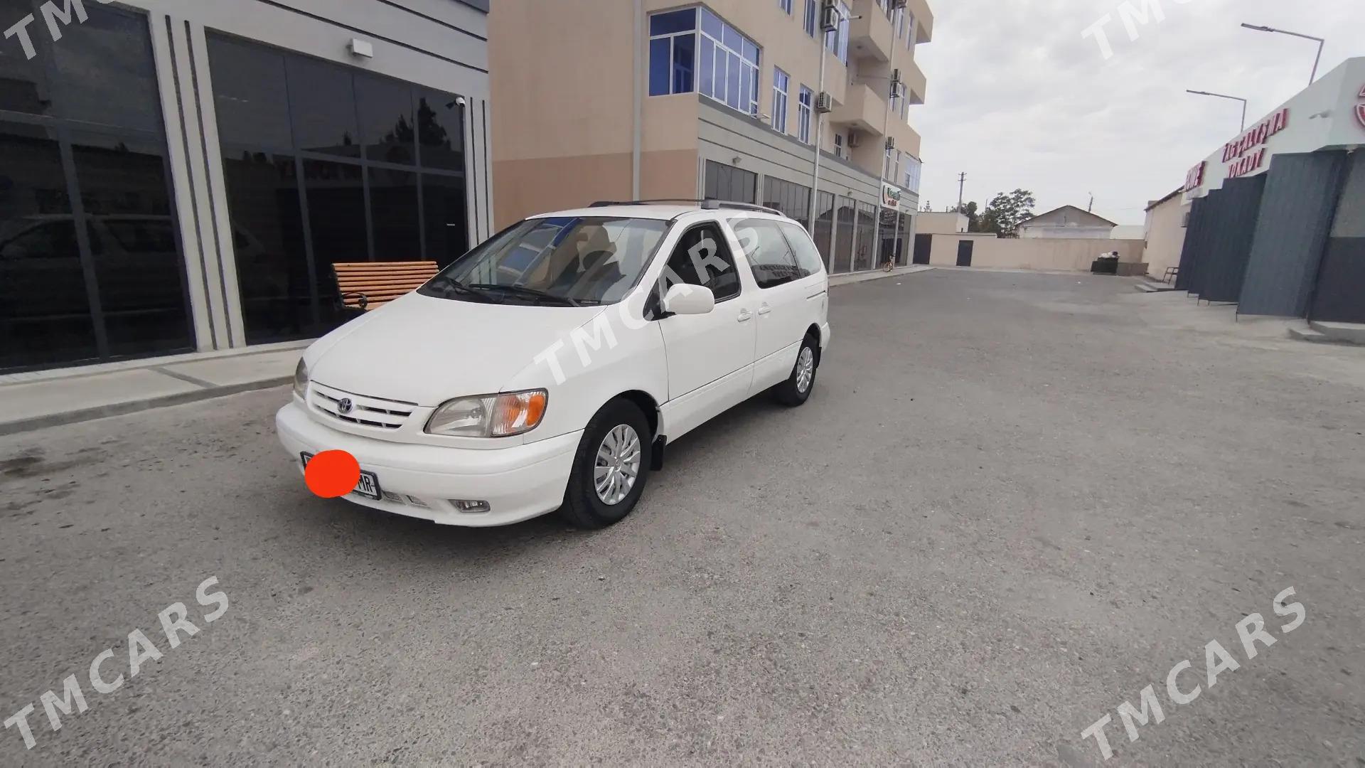 Toyota Sienna 2001 - 130 000 TMT - Мары - img 4