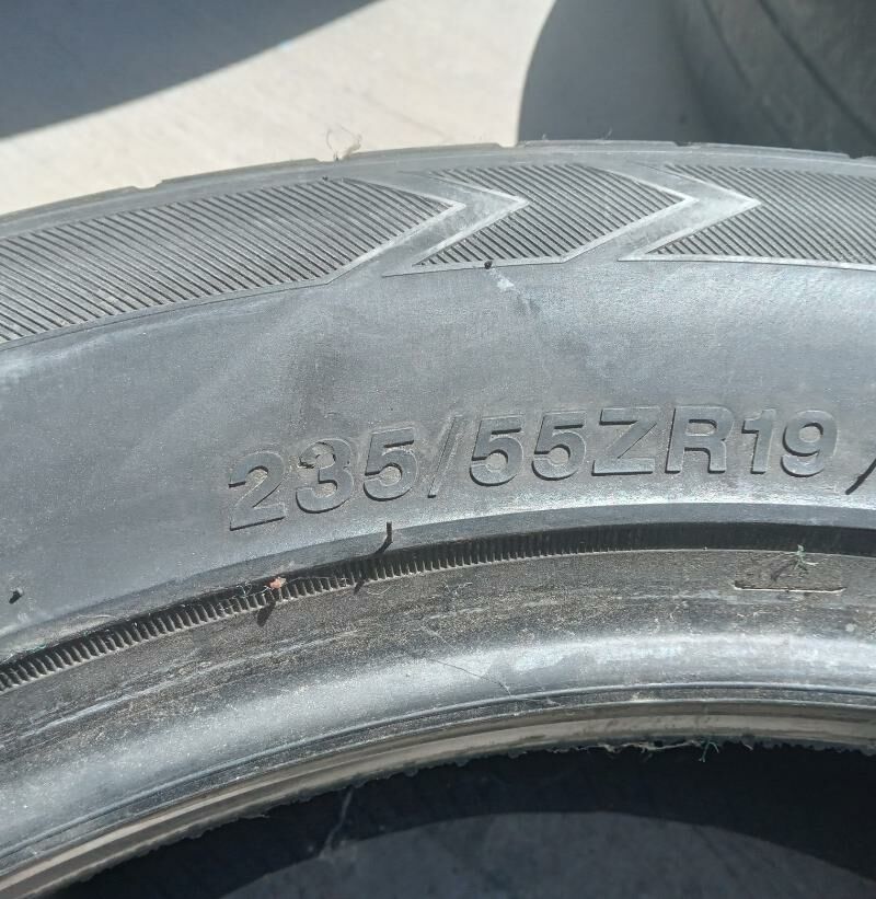 235.55.ZR.19 LEXUS TEKER 1 000 TMT - Aşgabat - img 3