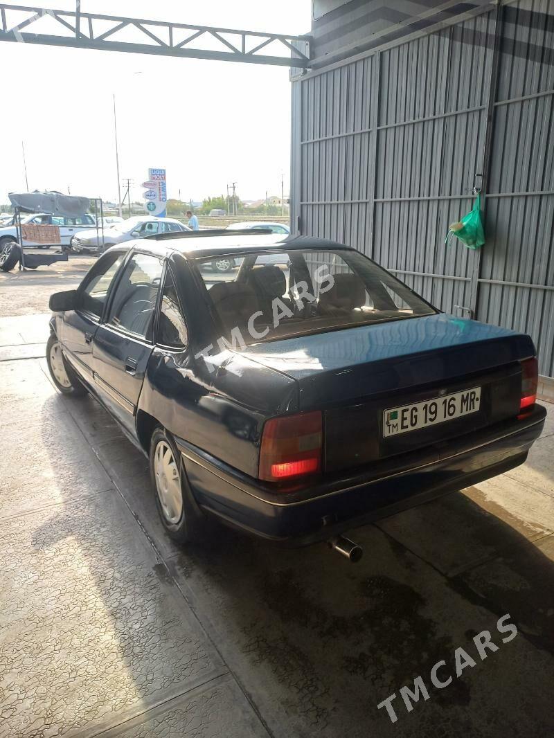 Opel Vectra 1989 - 35 000 TMT - Mary - img 2