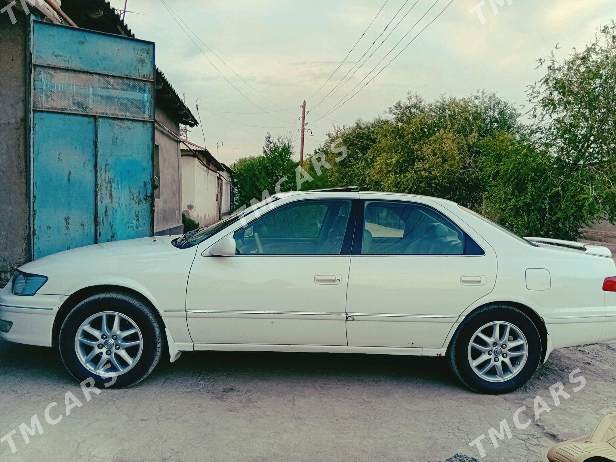 Toyota Camry 1999 - 136 000 TMT - Болдумсаз - img 8