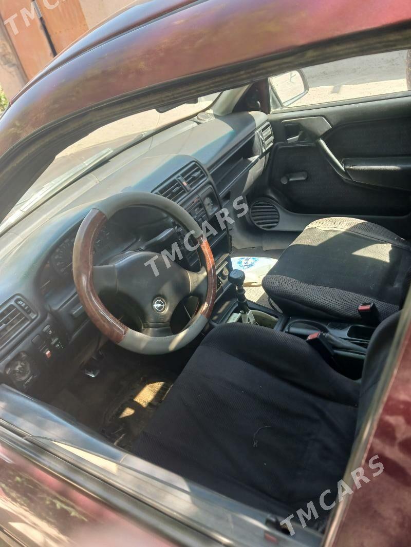 Opel Vectra 1993 - 20 000 TMT - Губадаг - img 4