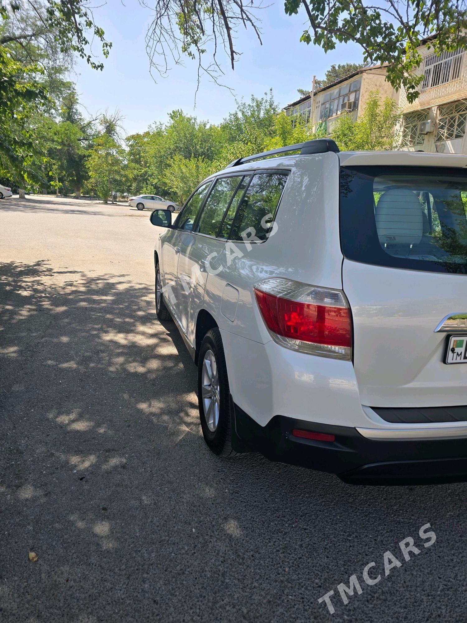 Toyota Highlander 2011 - 320 000 TMT - Ашхабад - img 8