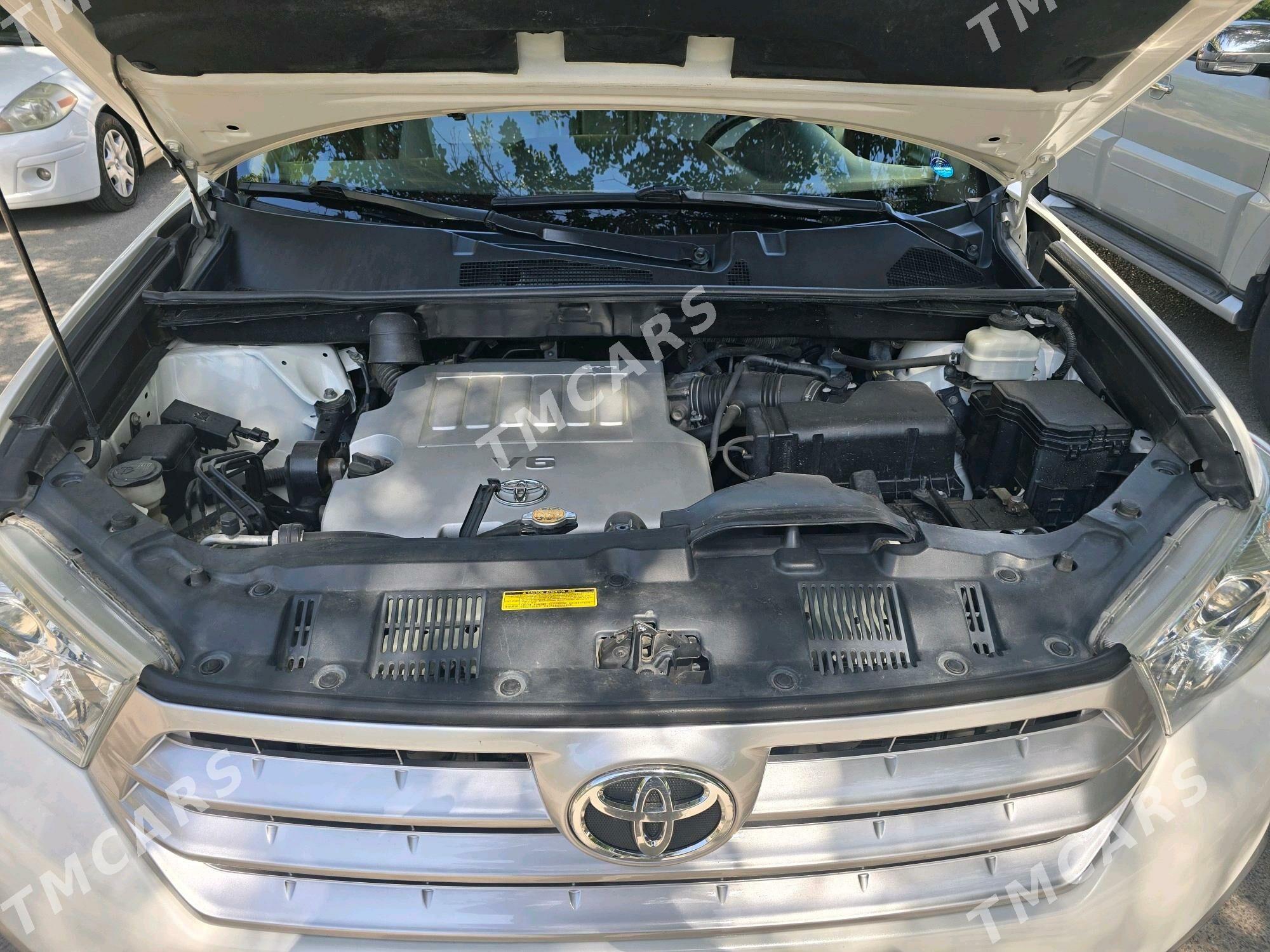 Toyota Highlander 2011 - 320 000 TMT - Ашхабад - img 5