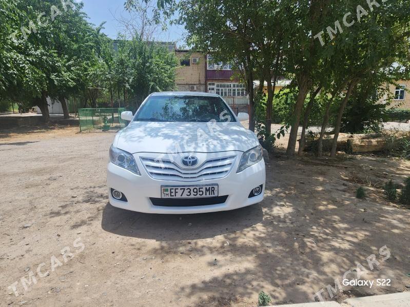 Toyota Camry 2010 - 165 000 TMT - Мары - img 3