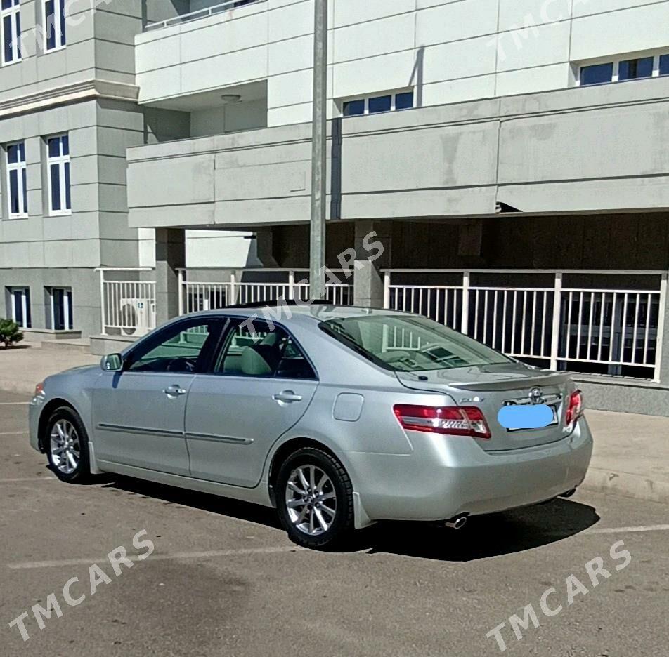 Toyota Camry 2011 - 240 000 TMT - Мары - img 3