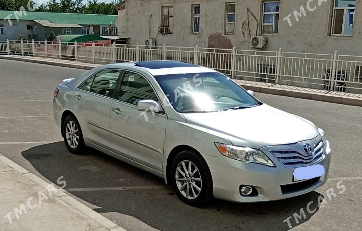 Toyota Camry 2011 - 240 000 TMT - Мары - img 5
