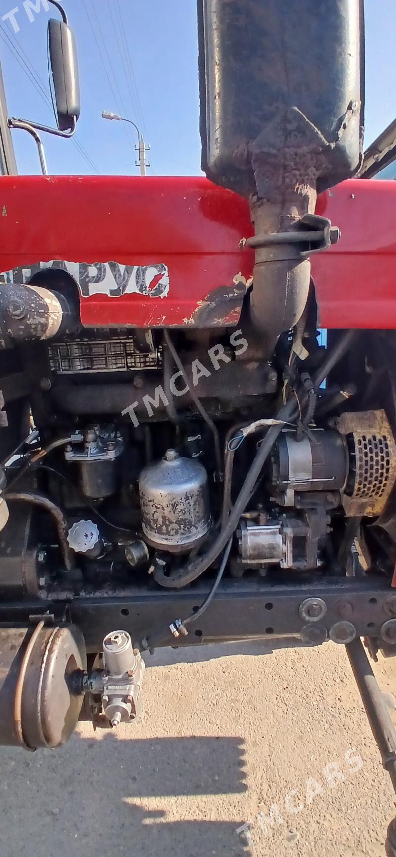 MTZ 82 2012 - 200 000 TMT - Büzmeýin - img 1