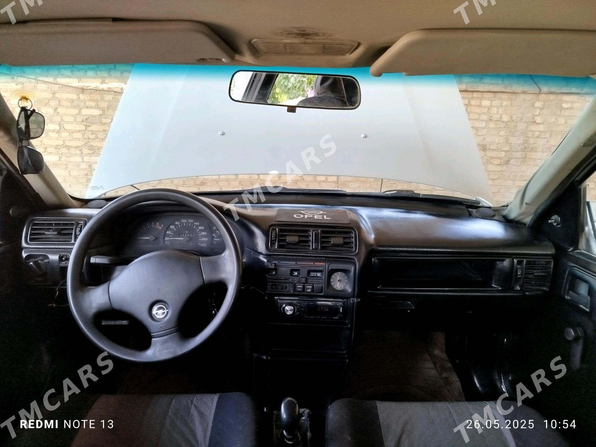 Opel Vectra 1991 - 32 000 TMT - Мургап - img 2