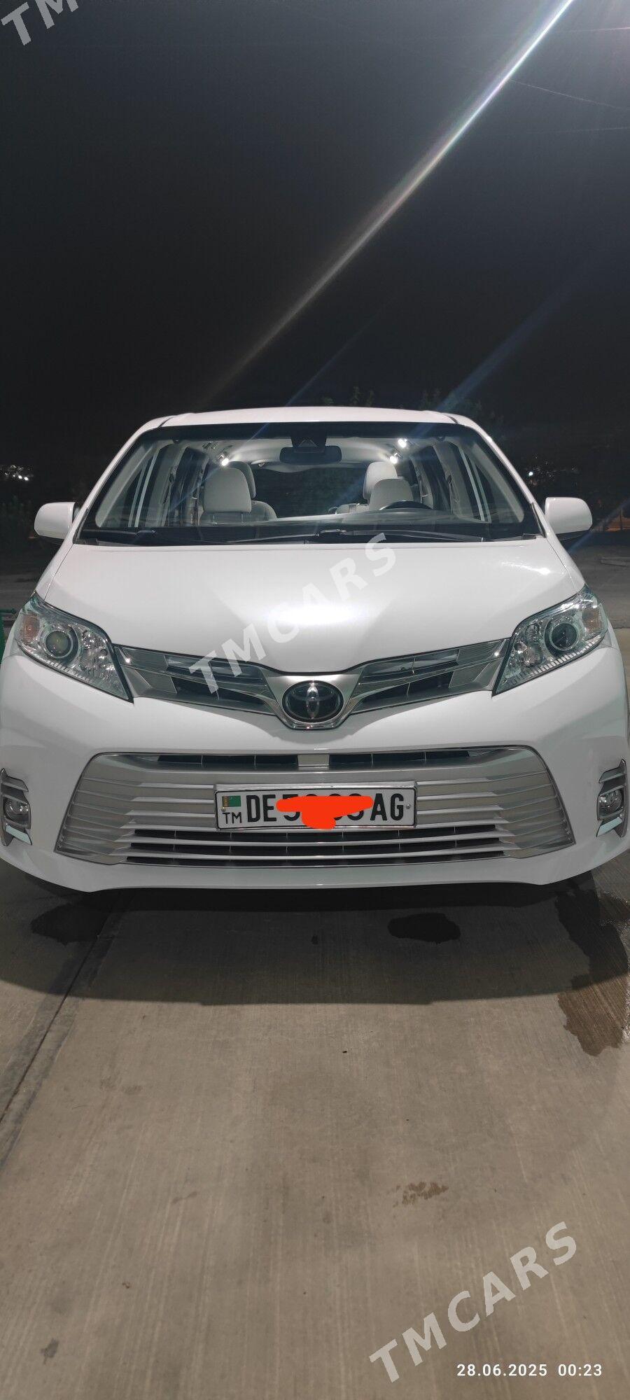 Toyota Sienna 2020 - 410 000 TMT - Ашхабад - img 5