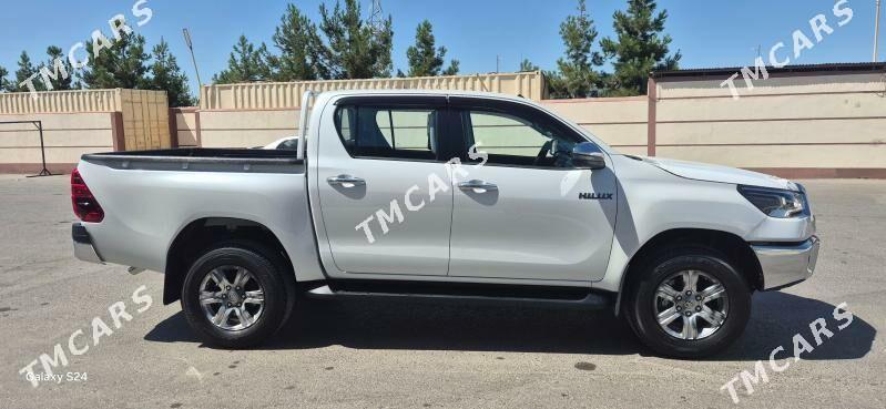 Toyota Hilux 2025 - 697 000 TMT - Туркменабат - img 3