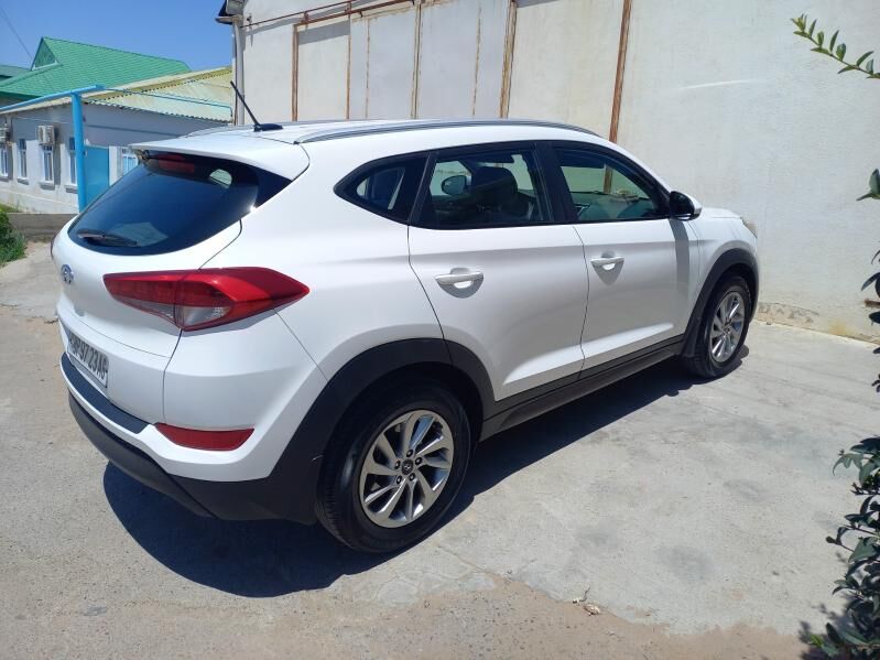 Hyundai Tucson 2016 - 235 000 TMT - Ким район - img 3