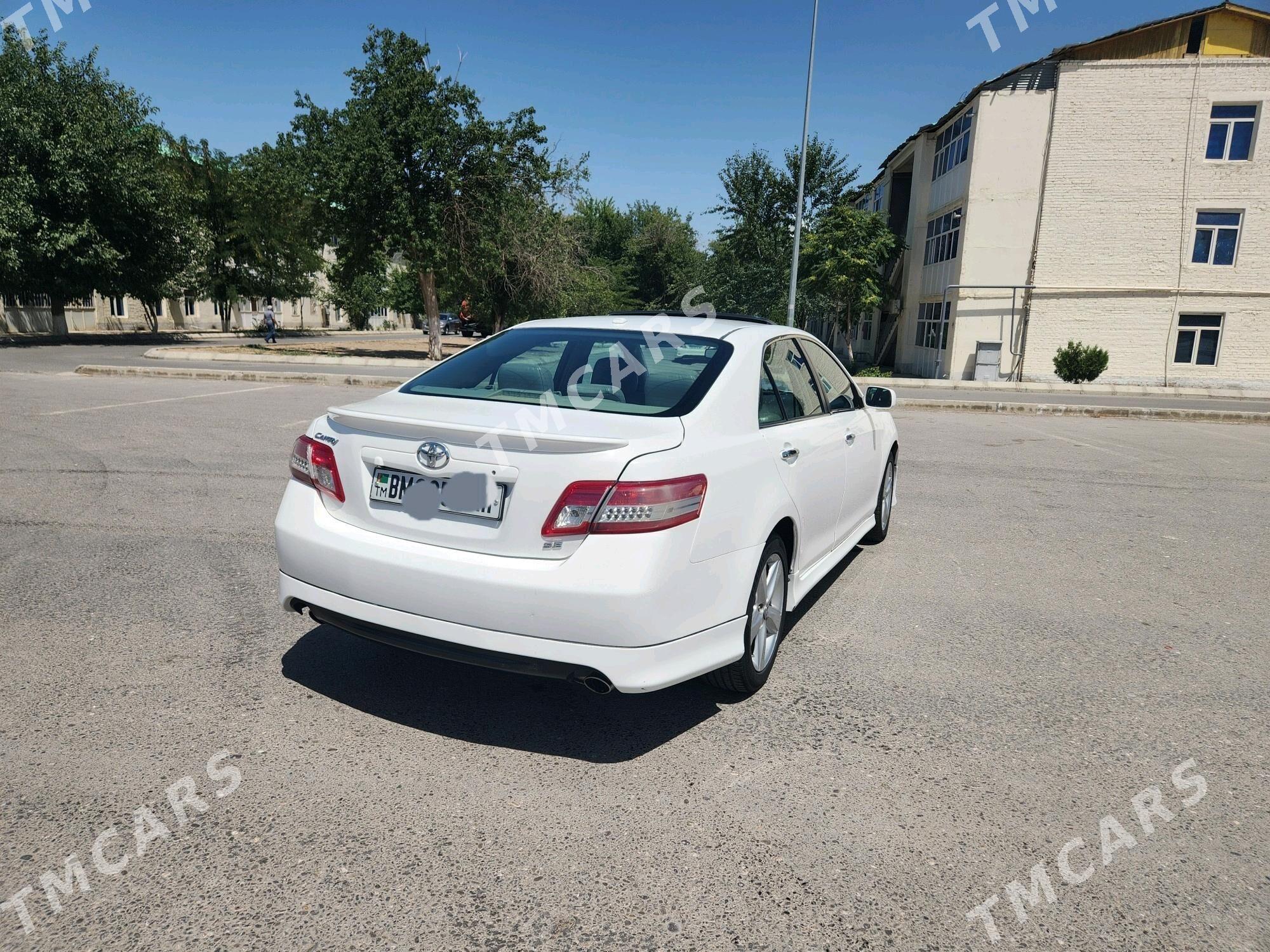 Toyota Camry 2009 - 170 000 TMT - Ак-Бугдайский этрап - img 2