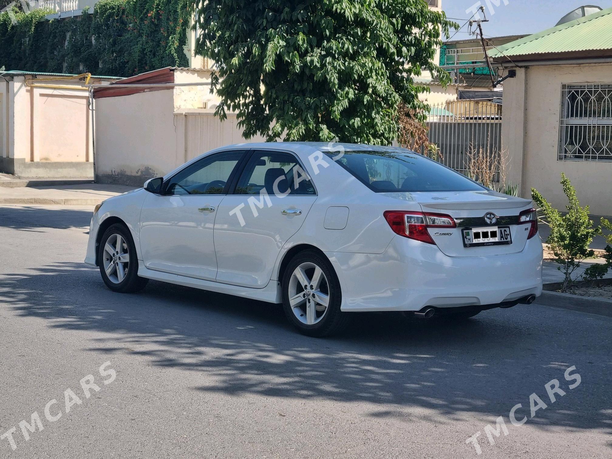 Toyota Camry 2014 - 218 000 TMT - Ашхабад - img 2