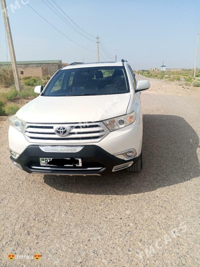 Toyota Highlander 2013 - 350 000 TMT - Türkmenabat - img 5