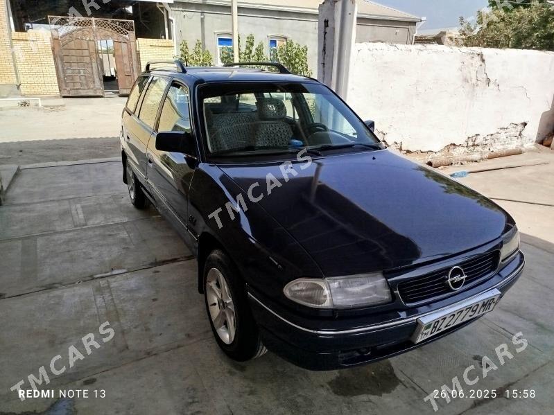 Opel Astra 1993 - 33 000 TMT - Мары - img 3