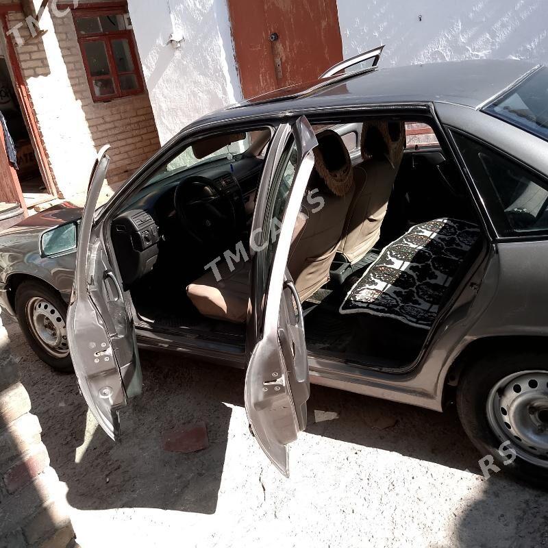 Opel Vectra 1992 - 24 000 TMT - Çärjew - img 5