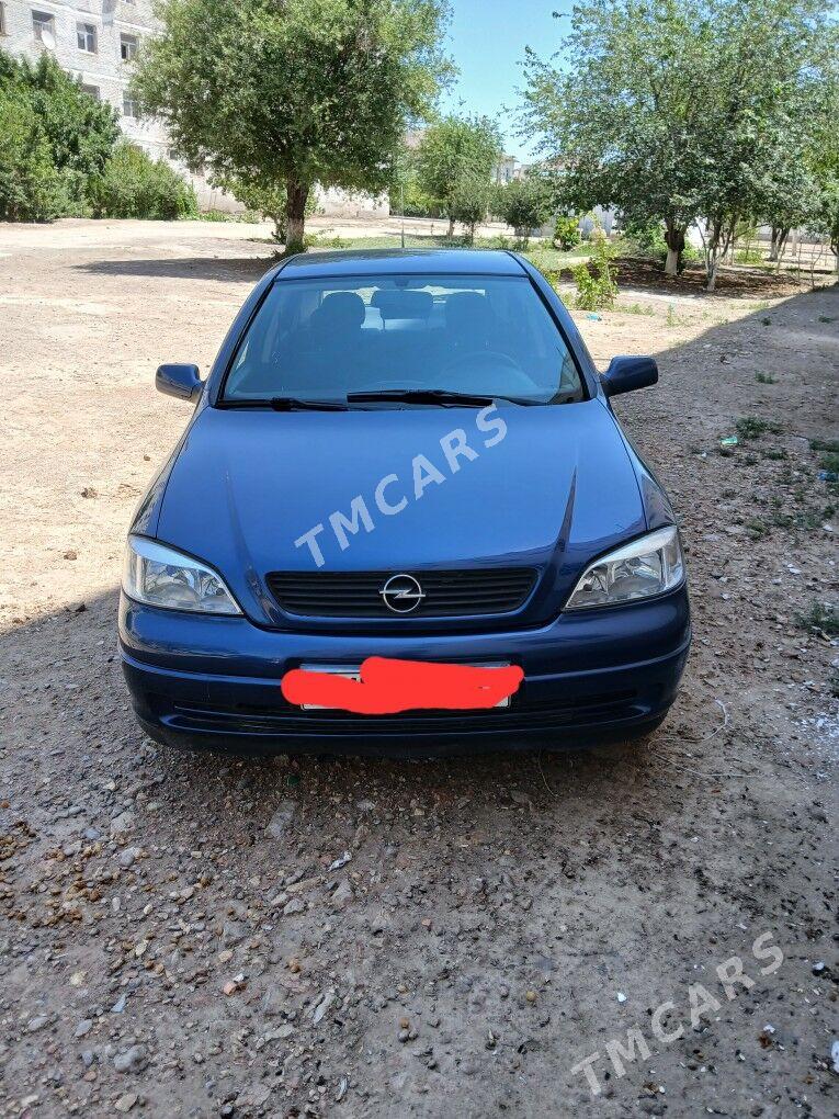 Opel Astra 2002 - 82 000 TMT - Дашогуз - img 4