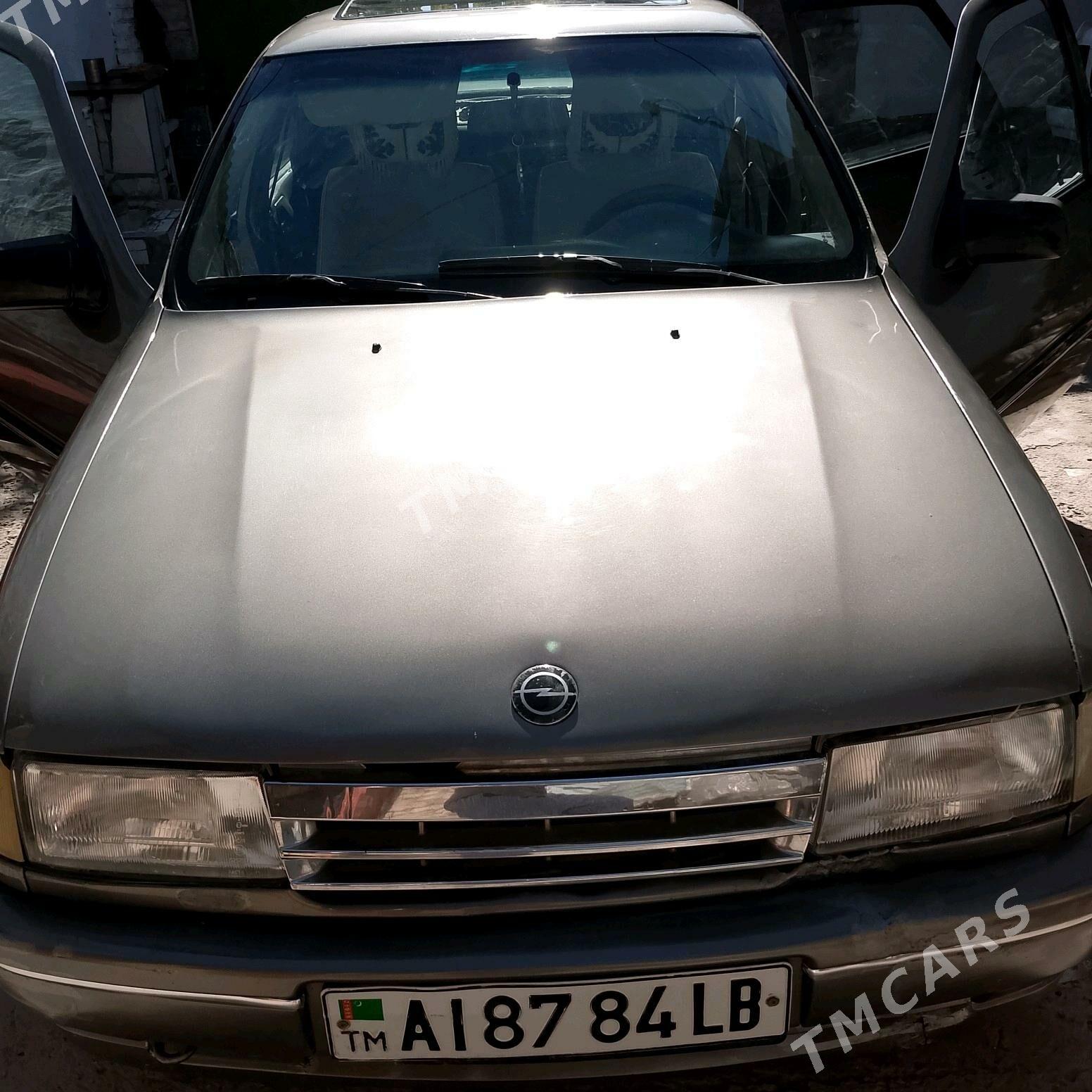 Opel Vectra 1992 - 24 000 TMT - Çärjew - img 6