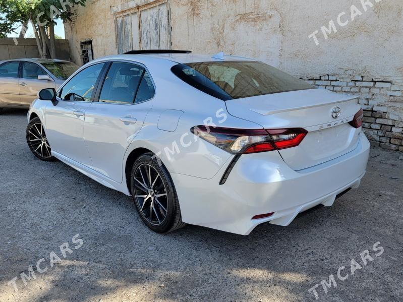 Toyota Camry 2021 - 350 000 TMT - Мары - img 10